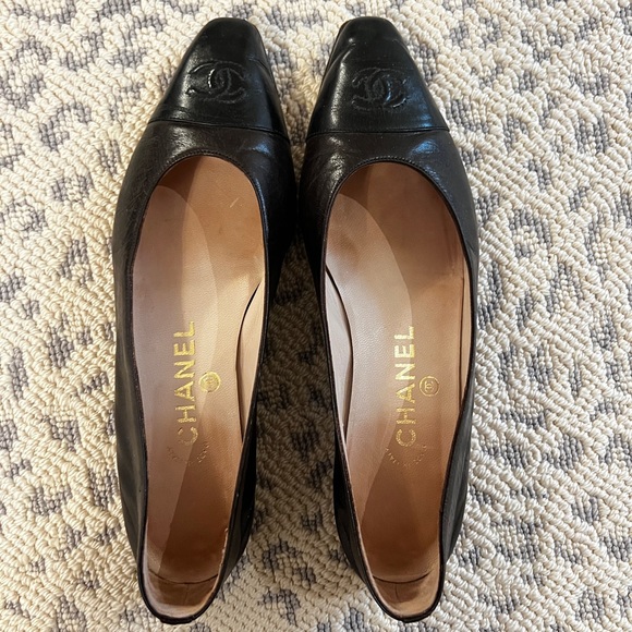 Chanel flats - Picture 1 of 4